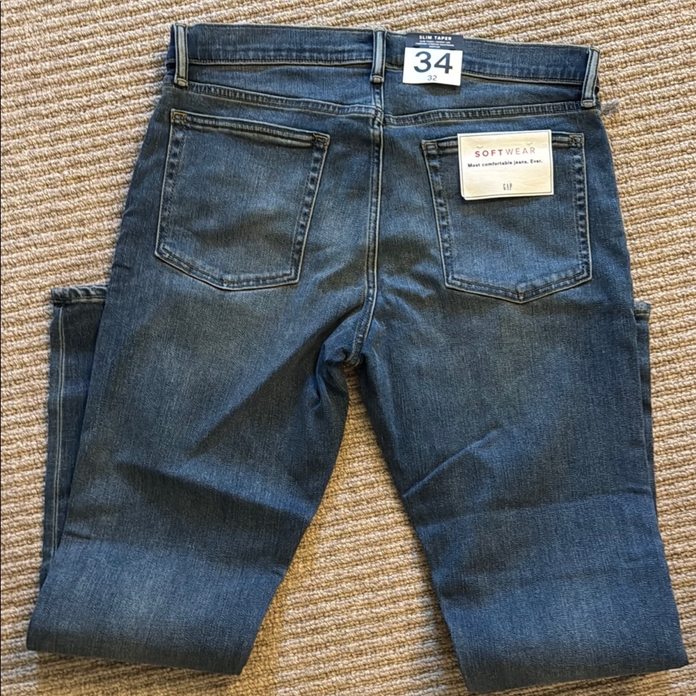 GAP Men's Straight Fit Blue Jeans